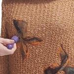JERSEY, PULL, con hilo de fantasía color cobre con mariposas de lana enfientrada en aplicación
