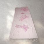 PASMINA, bufanda, color rosa palo, dibujo de flor en rosa, tacto cashmere, lana