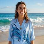 BLUSA japo, color celeste, marina pintado a mano, en viscosa saten, manga japonesa