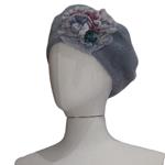 BOINA, gris con bordado de flor multicolor en lana enfieltrada, en lana fieltro