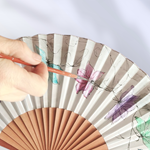 ABANICO  en seda y madera de peral, pintadas a mano con flores en multicolor. Talla clásico