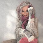 MITON, crudo con patch bordado en lana merino en tono gris
