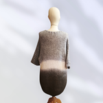 JERSEY, PULL, Maxi pull oversize de punto abierto en degrade en gris, con aplicación de espirales de lana enfieltradas