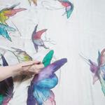 FULAR, en Seda satén, color blanco, dibujo de mariposas multicolores