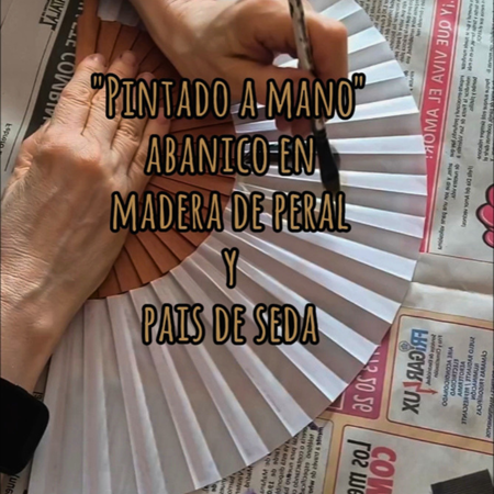 Abanicos de seda pintados a mano: el regalo perfecto para el Día de la Madre | Artesania Textil
