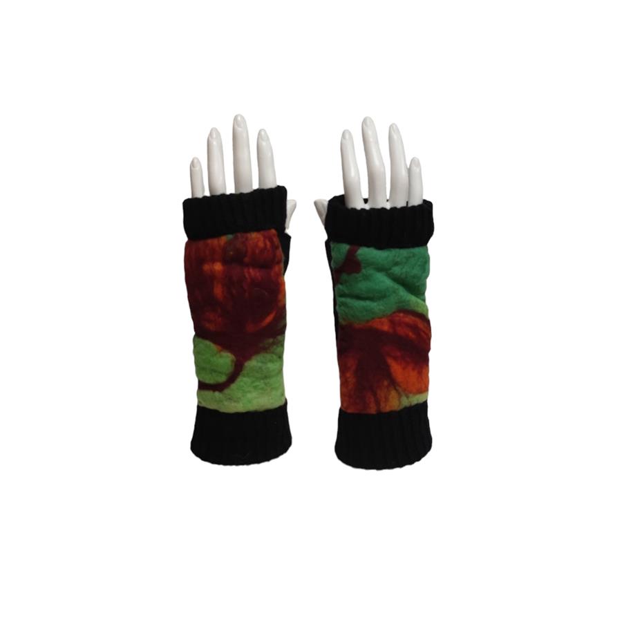 MITON, negro con patch bordado en lana merino en tono verde y naranja