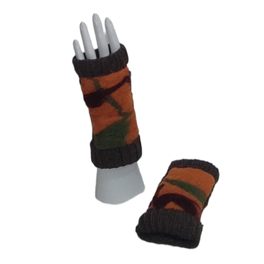 MITON, marrón con patch bordado en lana merino en tono naranja quemado y diseño de hojas