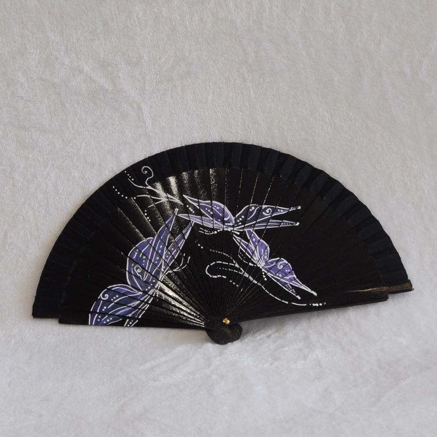 ABANICO de bolsillo, color negro, dibujo de mariposa, madera de arce lacada, tamaño pequeño