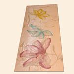FULAR, en Seda satén, color beig , dibujo de flores de color