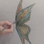 JERSEY, PULL, de corte recto  color arena con dibujo de mariposa