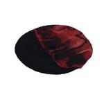 BOINA, patch negro con bordado de patch en rojo y negro en lana enfieltrada, en lana fieltro