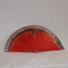 ABANICO clásico, color rojo, dibujo de espiral negro, madera de arce lacado, tamaño medio | AC/01050 | Artesania Textil