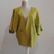 CHAQUETA KIMONO, color verde, dibujo de flor verde, pintada a mano | TK/01576 | Artesania Textil