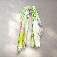 FULAR, en Seda satén, verde, dibujo de acuarela en estrella shibory | 2456 | Artesania Textil