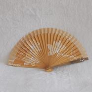 ABANICO de bolsillo, color madera natural, dibujo de flores blancas, madera de arce lacada, tamaño pequeño | 1985 | Artesania Textil