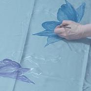 FULAR, en Seda de gramaje superior, color gris, dibujo de mariposas multicolores | 2247 | Artesania Textil