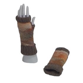 MITON, beig con patch bordado en lana merino en tono beig degradé | 2322 | Artesania Textil