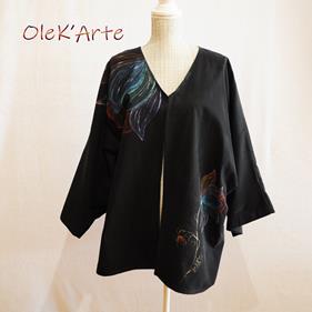 CHAQUETA KIMONO, color negro, dibujo de flor multicolor, pintada a mano | TK/01580 | Artesania Textil