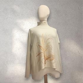 JERSEY, PULL, color crudo de corte evasé  y manga de canalé color crudo con dibujo de ramas en beig | 2266 | Artesania Textil