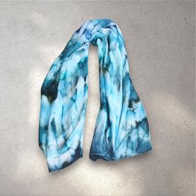 FULAR, en Seda satén, azul, dibujo de acuarela shibory | 2453 | Artesania Textil