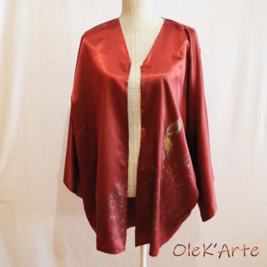 CHAQUETA KIMONO, color rojo, dibujo de mariposa, pintada a mano | TK/01579 | Artesania Textil