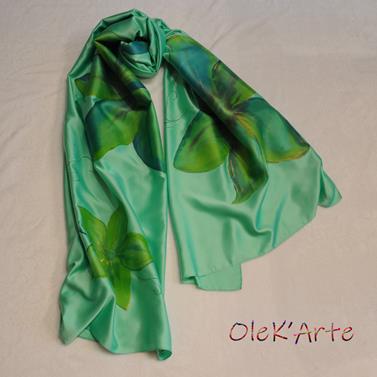 FULAR, en Seda de gramaje superior, color verde, agua , dibujo de flor  | SP/01132 | Artesania Textil
