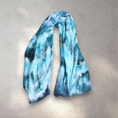 FULAR, en Seda satén, azul, dibujo de acuarela shibory | 2453 | Artesania Textil