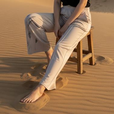 Pantalón, color crudo, dibujo de espigas, en viscosa  punto frio | 2503 | Artesania Textil